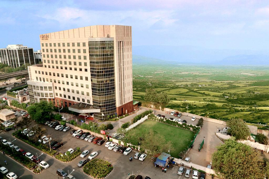 Fortune Select Global, Gurugram - Member Itc Hotels' Group Gurgáon Kültér fotó