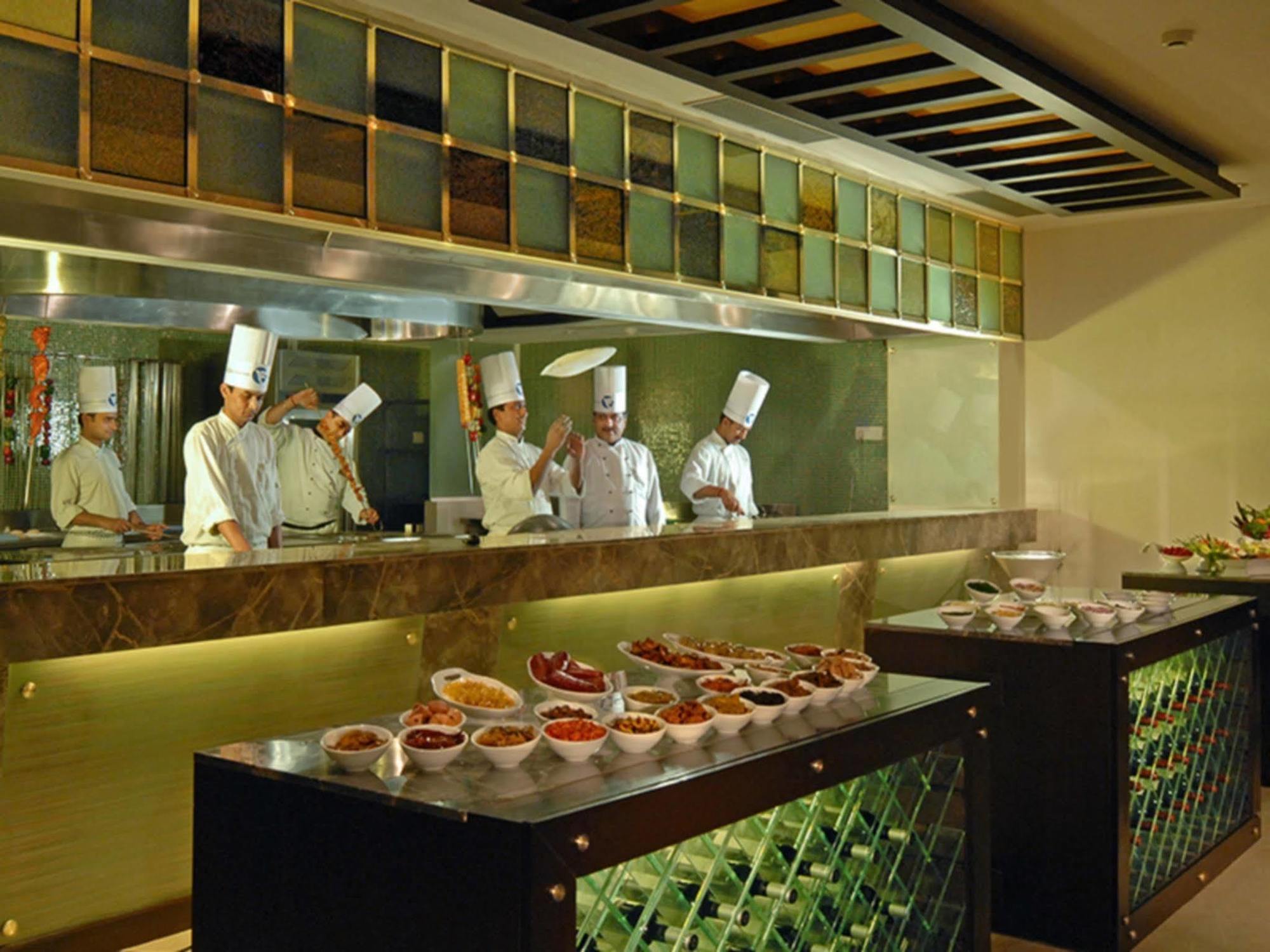Fortune Select Global, Gurugram - Member Itc Hotels' Group Gurgáon Kültér fotó